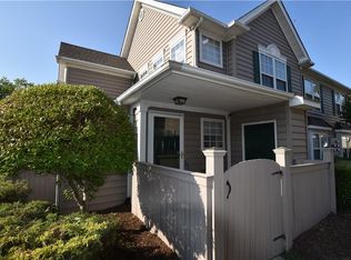 2481 Old Greenbrier Rd, Chesapeake, VA 23325