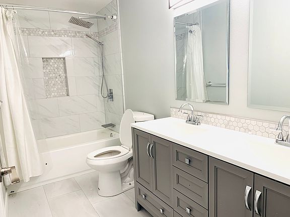 5th image of 18530 52nd Ave W APT D8