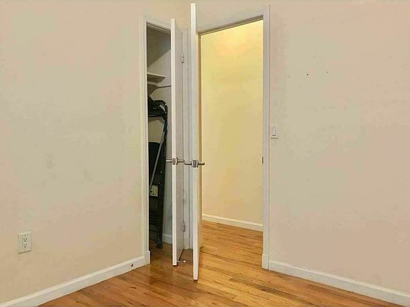 4th image of 136 W 111th St #5R