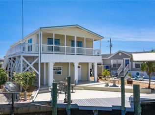 3674 Dewberry Ln, Saint James City, FL 33956
