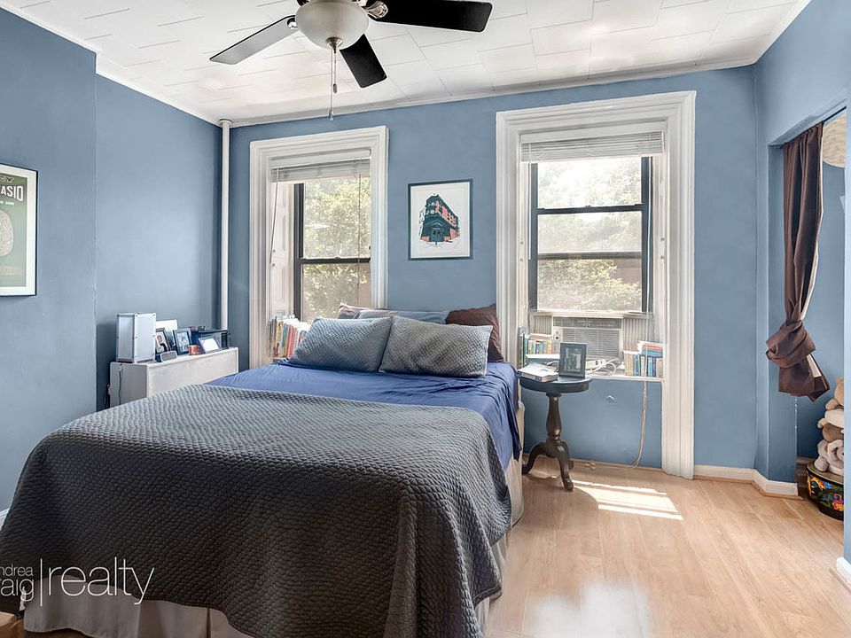 1st image of 405 Sackett St Floor 2