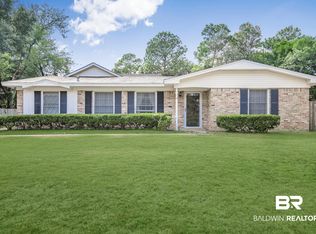 853 Graymont Dr, Mobile, AL 36608