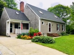 16 Dalton St, Acushnet, MA 02743