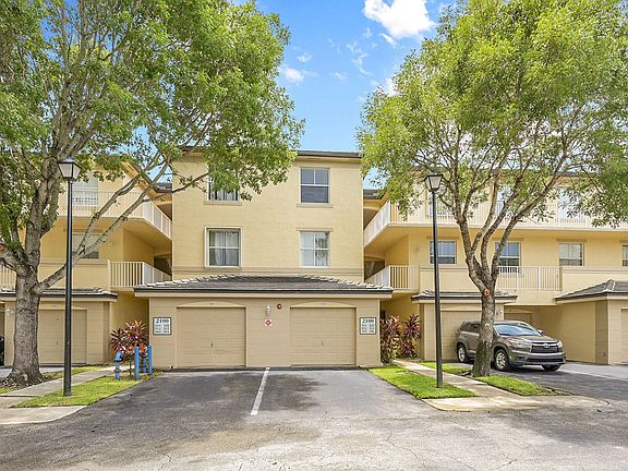 2nd image of 2100 Greenview Shores Boulevard #514
