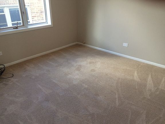 3rd image of 5200 N Rockwell St APT 2S