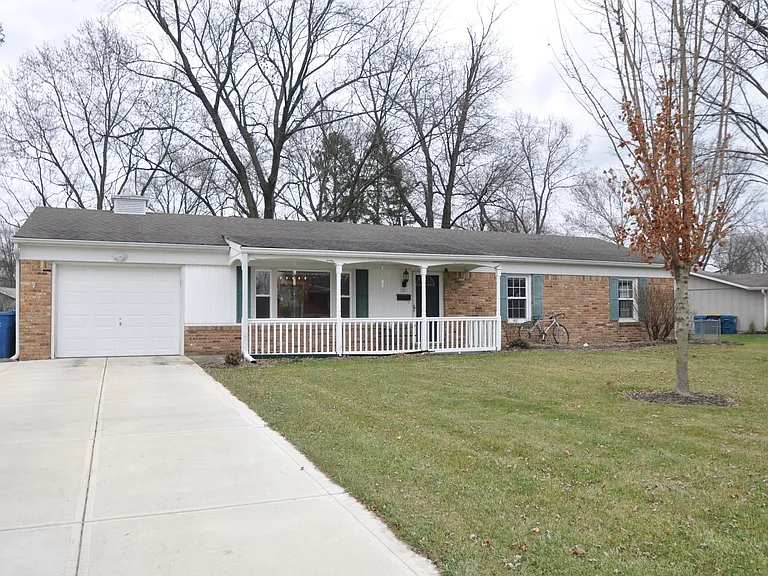 101 York Dr — Photo 33