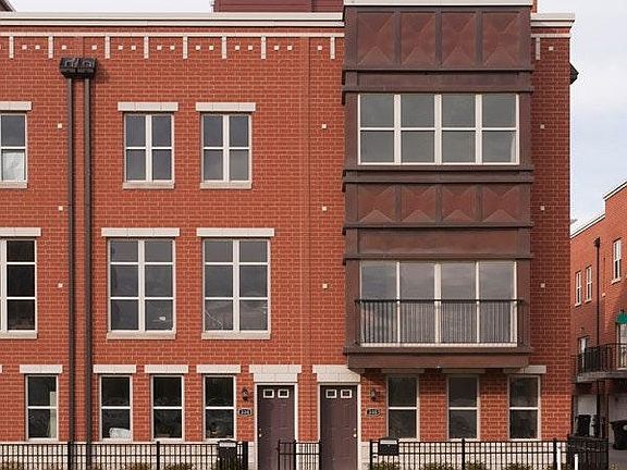 2nd image of 318 E 25th St #1W