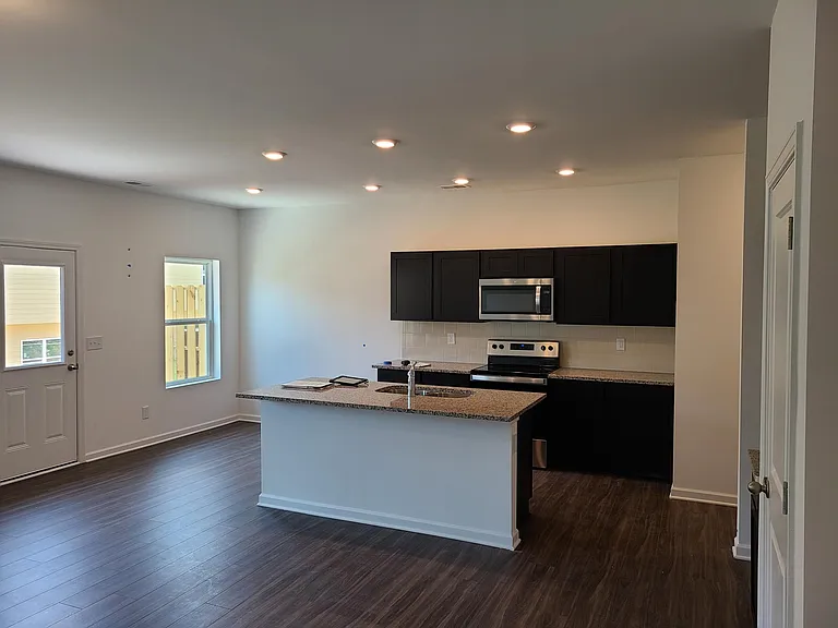 1120 Lossie Ln #1120 — Photo 12