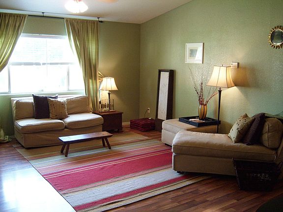 Living Area/Great Room