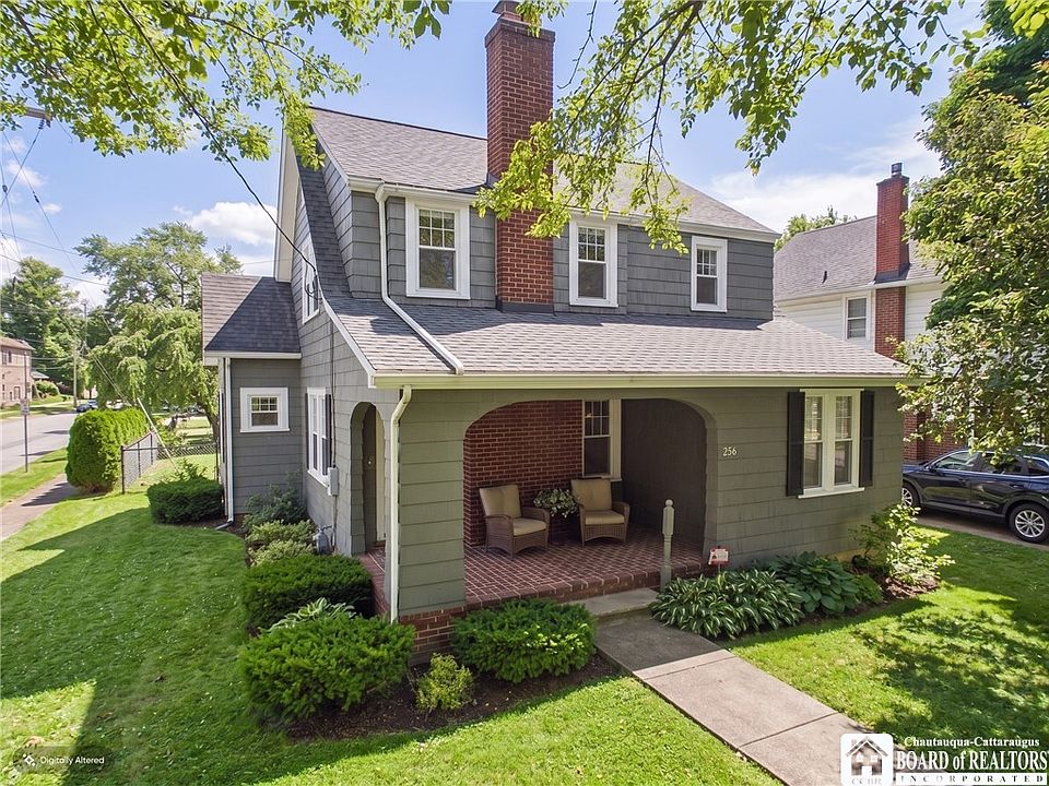 1st image of 256 Highland Ave
