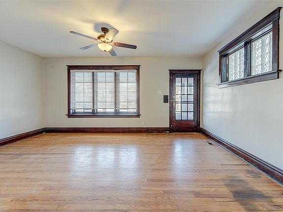 2nd image of 5042 Chippewa St