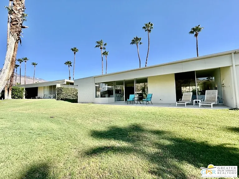197 Desert Lakes Dr — Photo 44