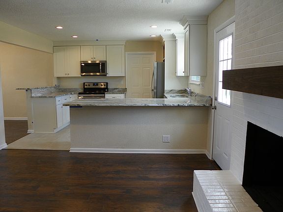5th image of 109 Brentwood Ct
