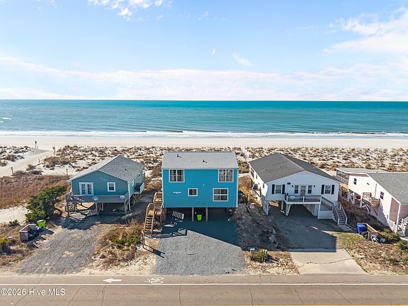 3rd image of 2925 E Beach Drive