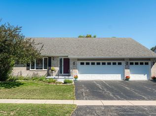 617 Bayfield Dr, Dekalb, IL 60115