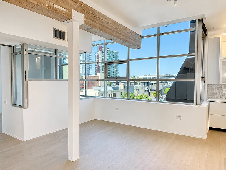 434 W Cedar St #4 — Photo 9