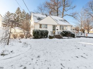 13 Rose Ter, Clark, NJ 07066