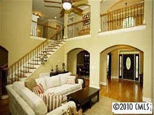 2nd image of 4122 Barbrick St