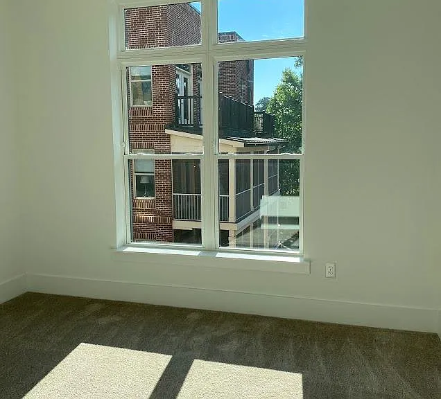 2441 Campus Shore Dr #304 — Photo 7