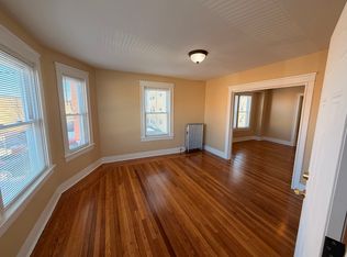 154 Longfellow St #2, Providence, RI 02907