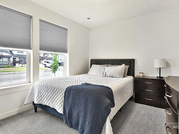 3rd image of 10212 Trident Ridge Dr