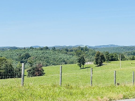 4th image of 927 Kinzer Rd