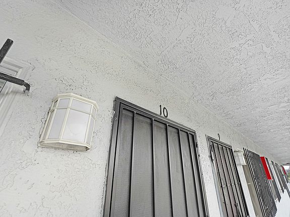 5th image of 11718 S Budlong Ave #10