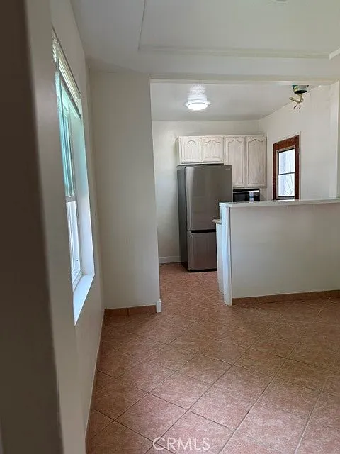 2 bed, 758 sqft, $1,900 — Photo 1