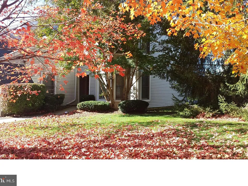 27 Kanon Ct
