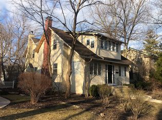 1226 Maple Ave, Wilmette, IL 60091