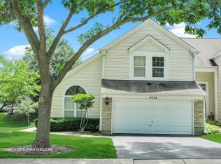 4722 Amber Cir, Hoffman Estates, IL 60192