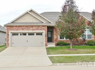 4 Yukon Cir, Bloomington, IL 61705