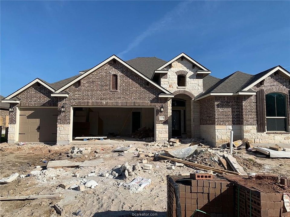 1st image of 2709 Lakewell Ln