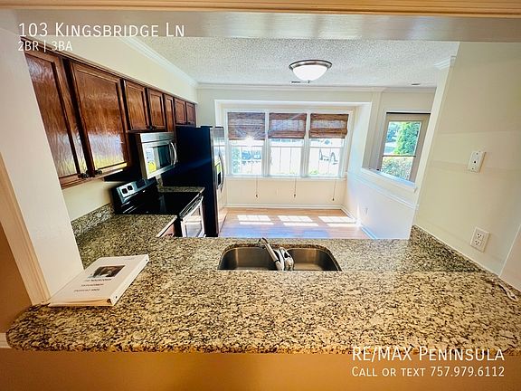 4th image of 103 Kingsbridge Ln