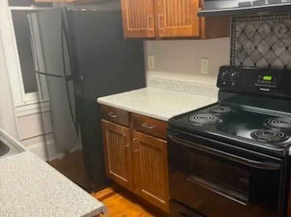 133 S Garnett St #B, Henderson, NC 27536