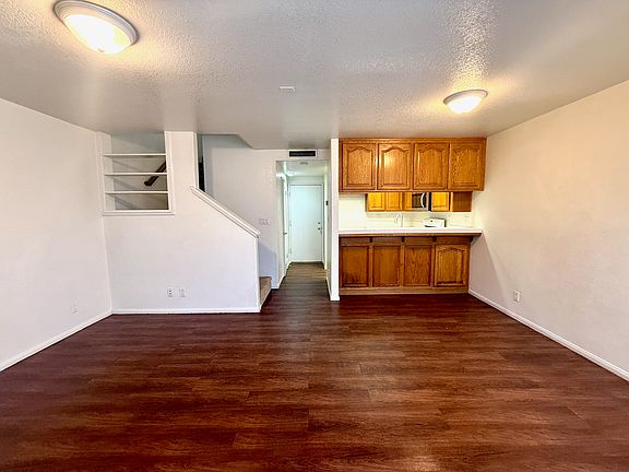 3rd image of 11695 216th St