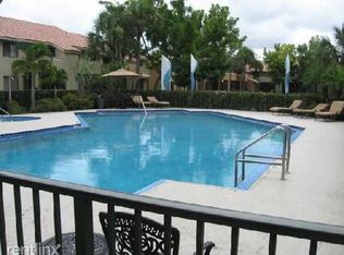 3200 Coral Lake Ln, Pompano Beach, FL 33065