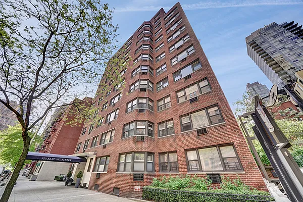 Rented by Oxford Property Group | media 29