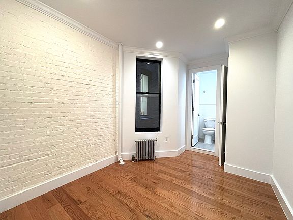 4th image of 1752 2nd Ave Front 2B