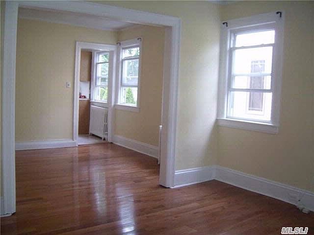 2nd image of 8A Franklin Pl