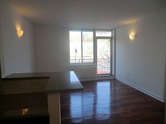 3rd image of 454 Manhattan Ave APT 3Q