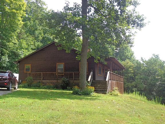 2nd image of 512 Lakeview Dr