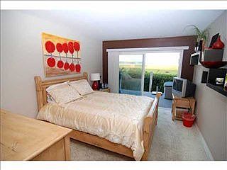 4th image of 3997 Crown Point Dr Unit 35