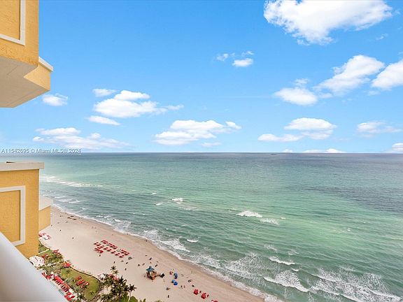 5th image of 17875 Collins Ave #2906
