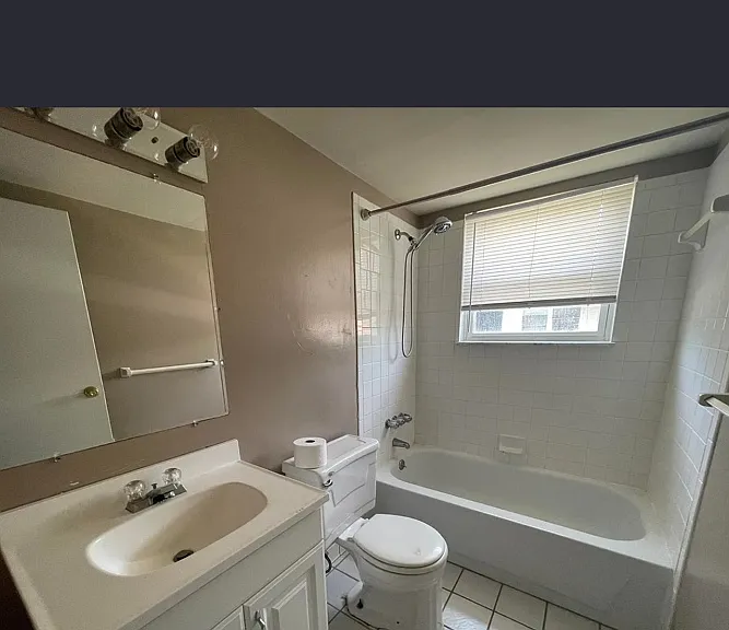 2504 Langdon Dr #8 — Photo 5