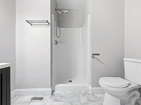 191 Everett St #2 — Photo 13