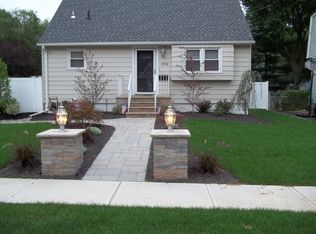 299 Fern St, Township Of Washington, NJ 07676