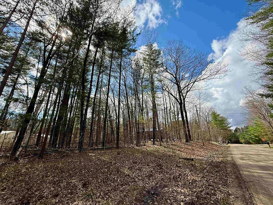 1st image of Wildwood Dr