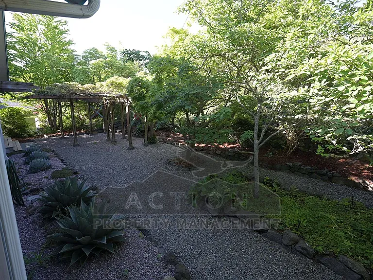 23 Karie Ct — Photo 27