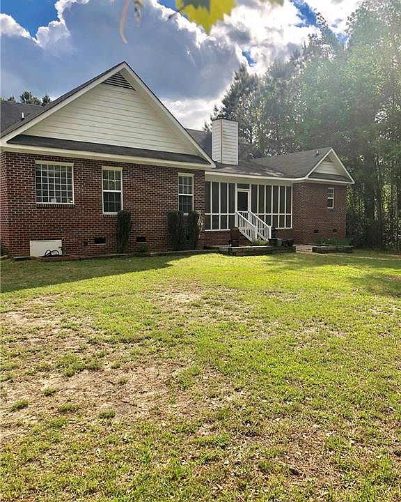 2nd image of 3407 Harrisburg Dr